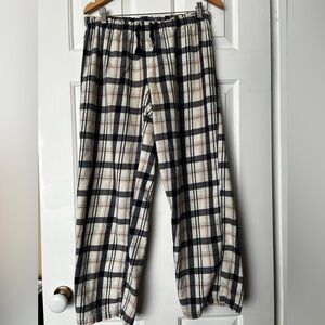 GUC - Victoria’s Secret PJ bottoms Size M (waist 16”)